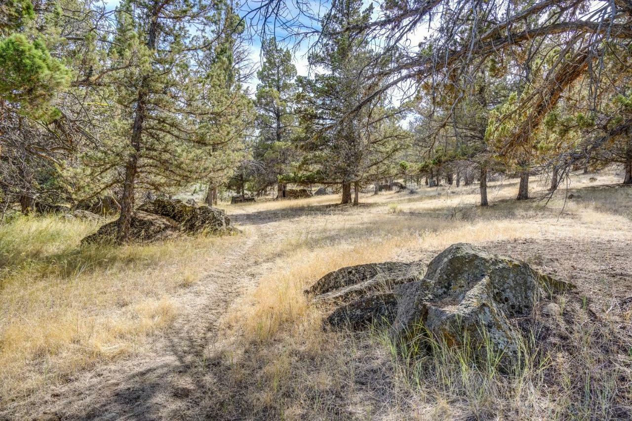 Mid Century Deschutes River Cabin Redmond Exterior photo